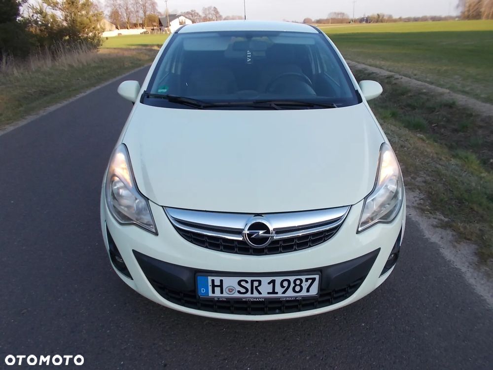 Opel Corsa 1.4 16V Satellite - 7