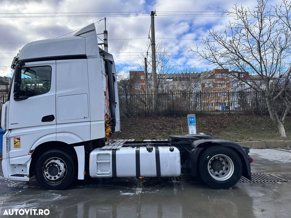 Mercedes-Benz Actros - 4