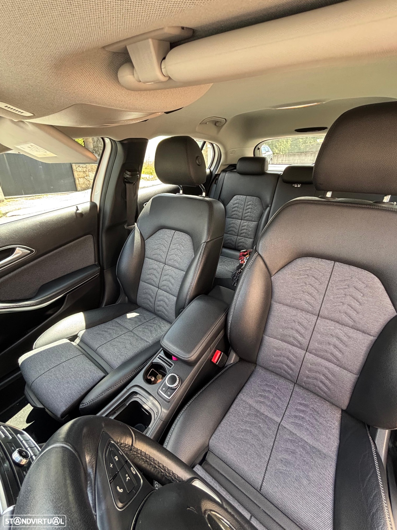 Mercedes-Benz GLA 180 d Urban Aut. - 9