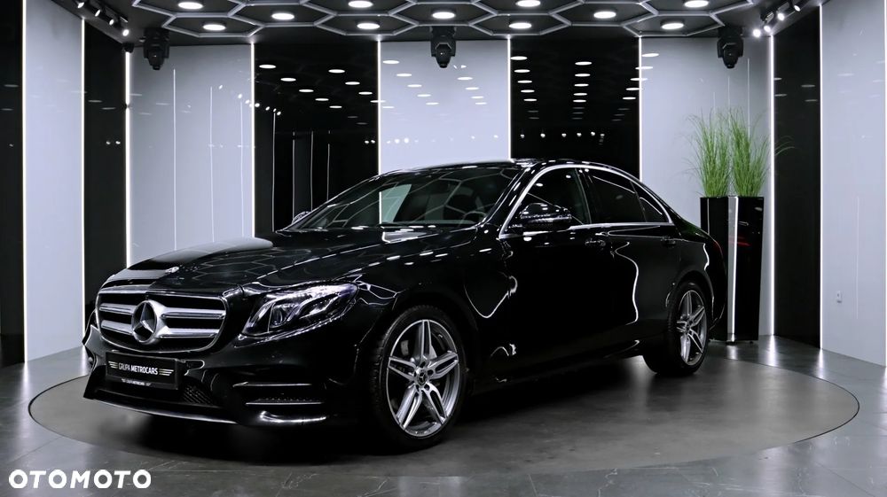 Mercedes-Benz Klasa E 220 d 4-Matic AMG/Avantgarde - 2