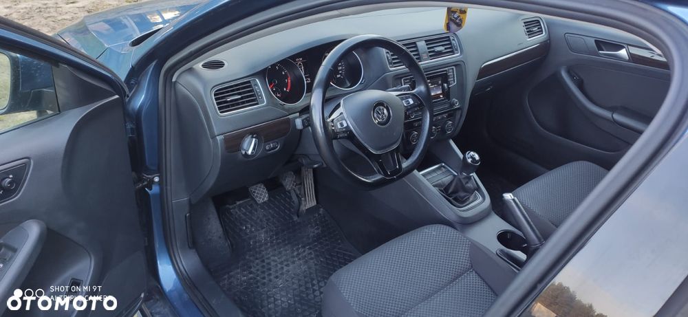Volkswagen Jetta 1.2 TSI BlueMotion Technology - 5