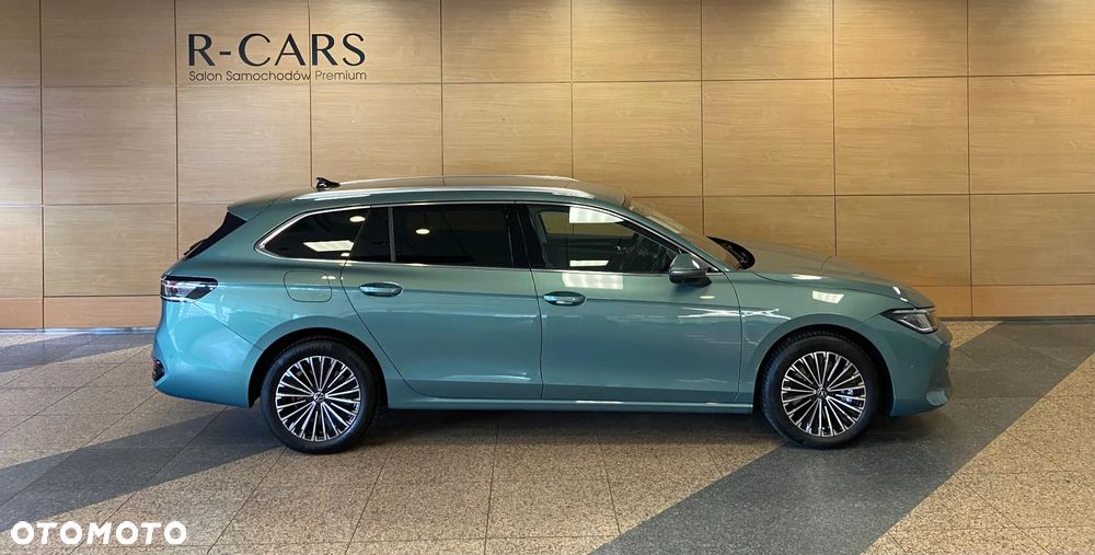 Volkswagen Passat 2.0 TDI SCR 4Mot Elegance DSG - 2