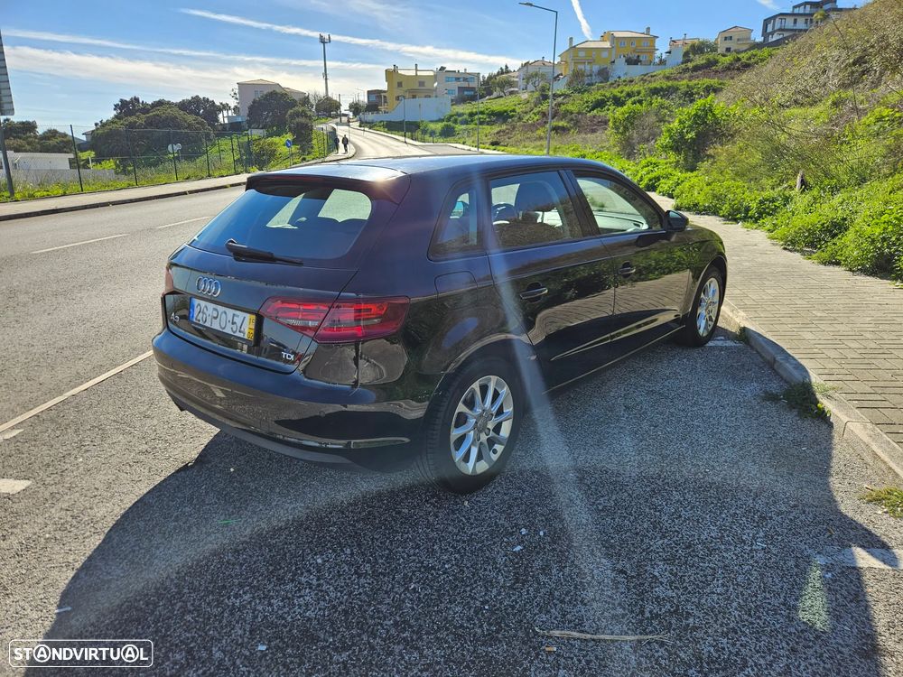 Audi A3 Sportback 2.0 TDI - 3