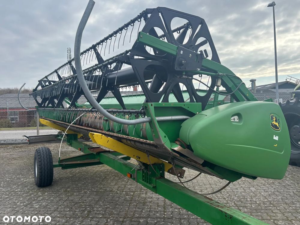 John Deere T660i - 27