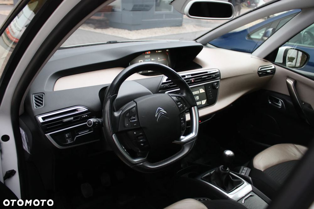 Citroën C4 Grand Picasso 1.6 THP Exclusive - 24