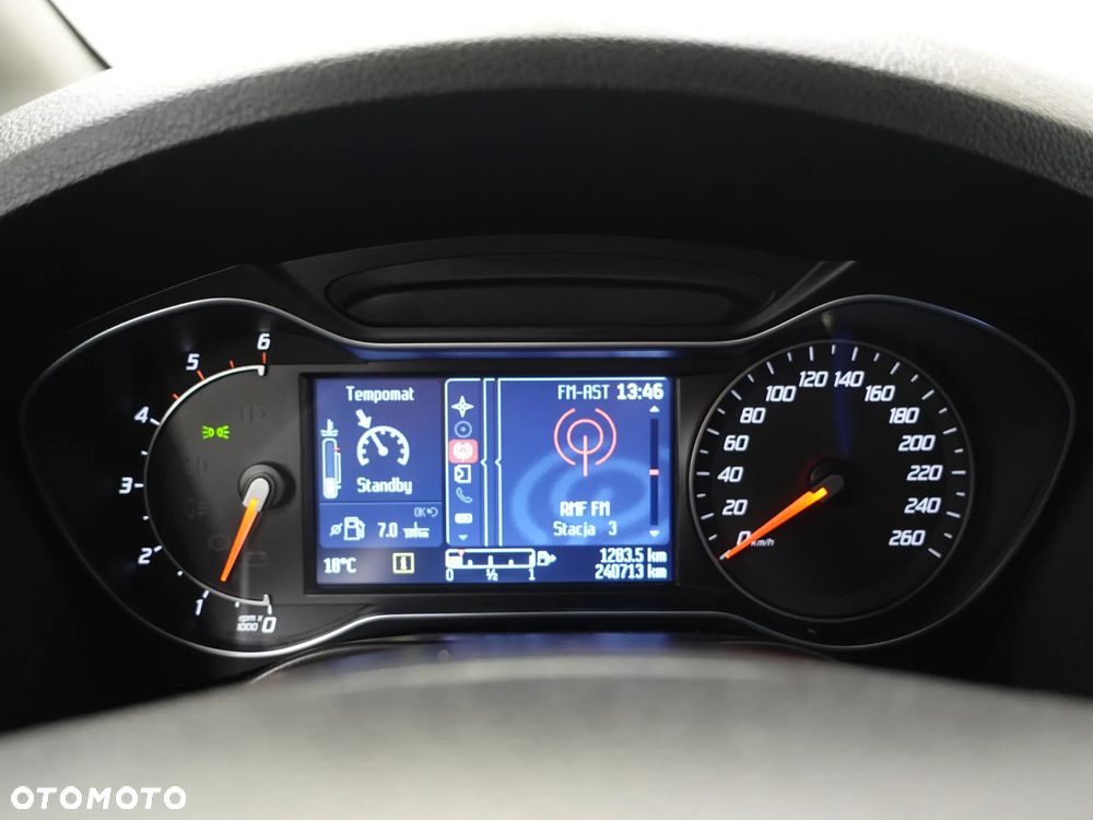 Ford S-Max - 37