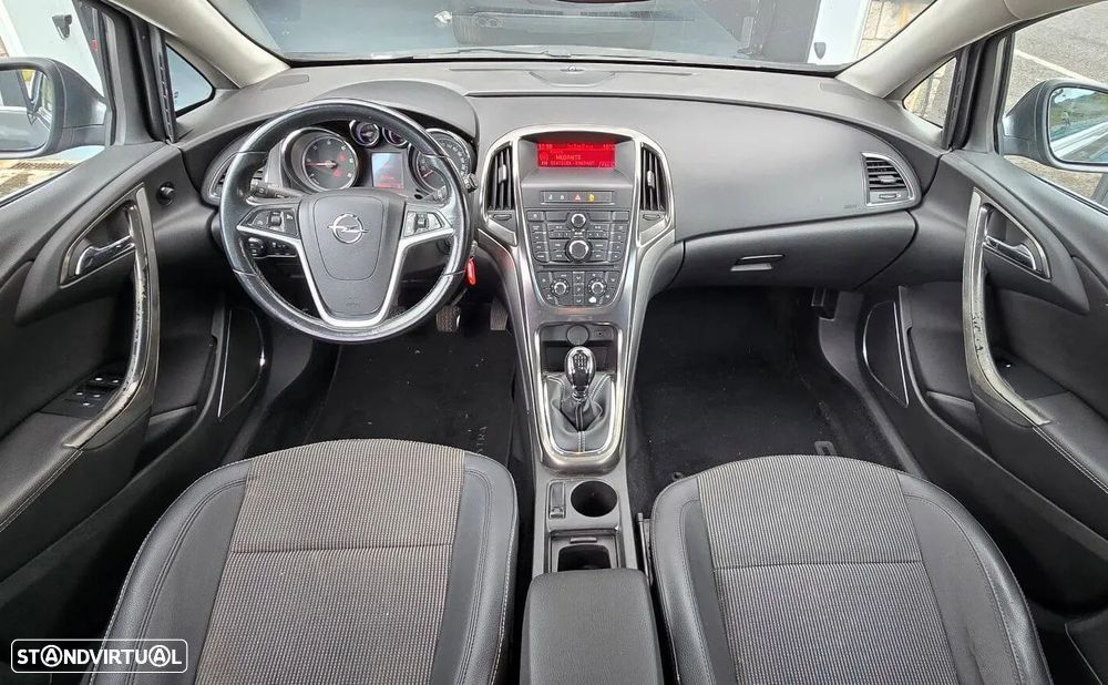 Opel Astra 1.7 CDTI Enjoy - 11