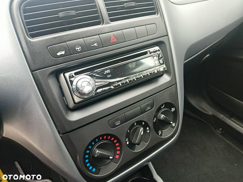 Fiat Grande Punto - 19