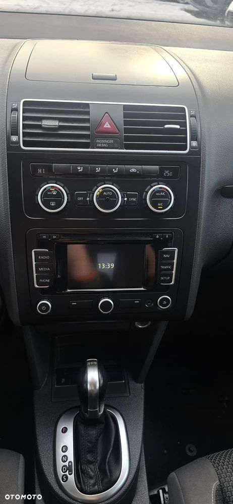 Volkswagen Touran 1.6 TDI DPF DSG Trendline - 19