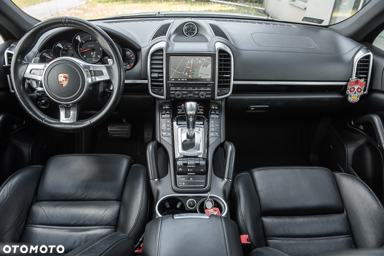 Porsche Cayenne Diesel Platinum Edition - 31