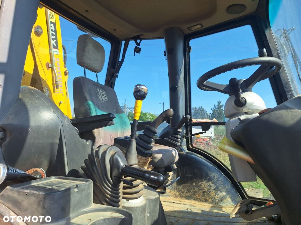 JCB 4Cx 4X4 - 23
