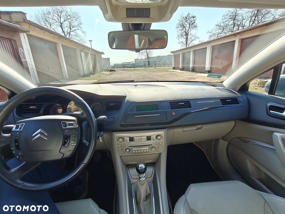 Citroën C5 2.0 HDi Confort - 26