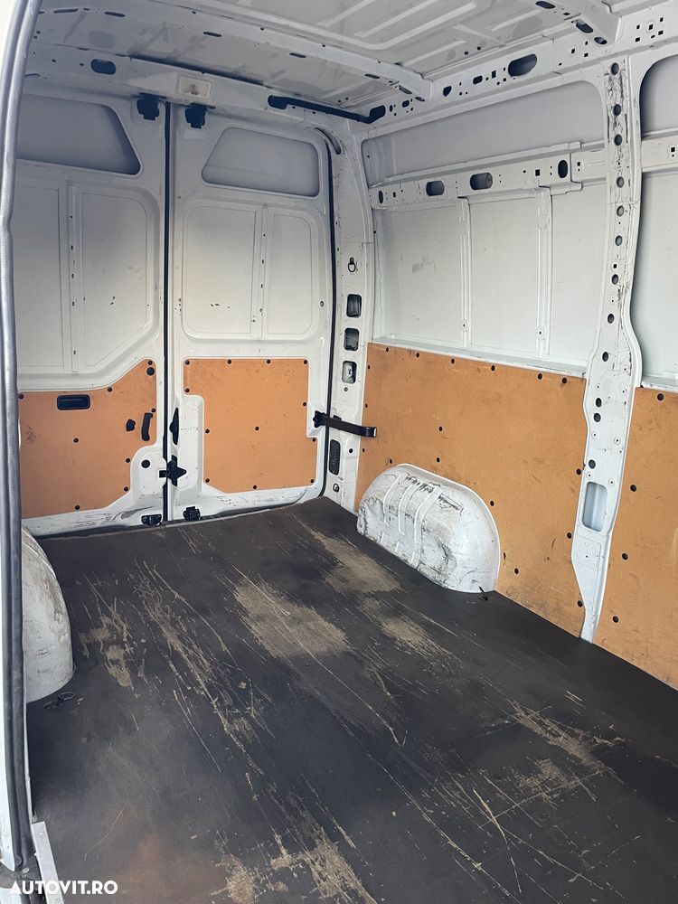 Renault Master - 13