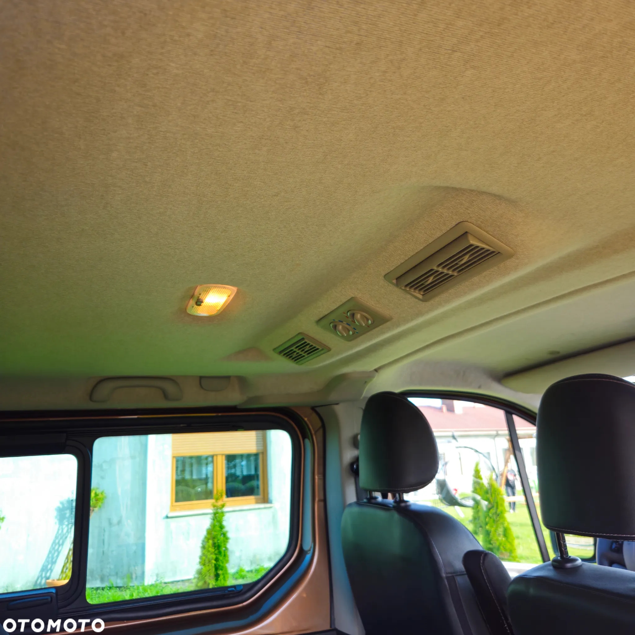 Opel Vivaro - 9