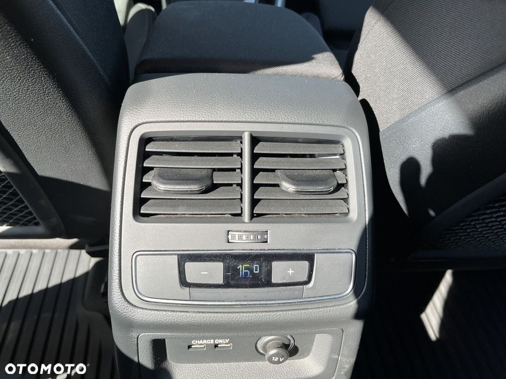 Audi A4 Avant 35 TFSI mHEV Advanced S tronic - 15