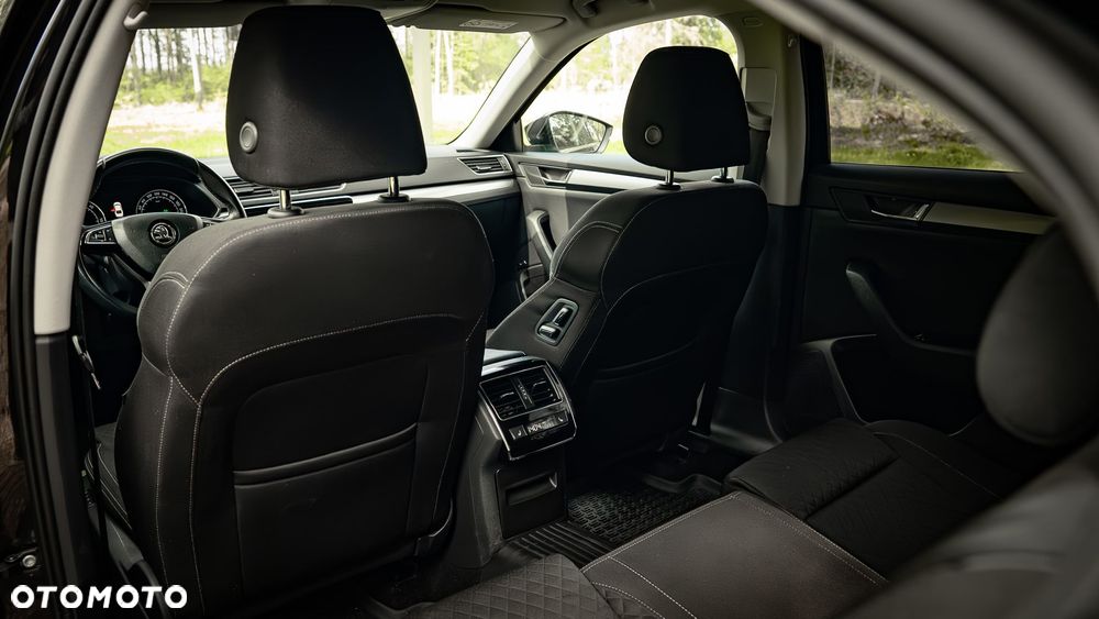 Skoda Superb 2.0 TDI 4x4 Ambition DSG - 8