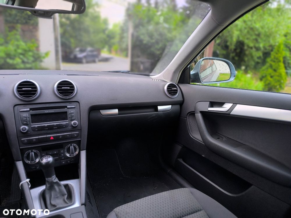 Audi A3 Sportback 1.4 TFSI Attraction - 9