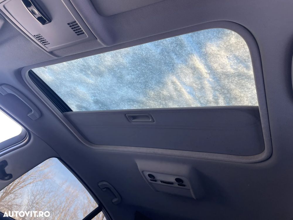 Dezmembrez BMW Seria 1 E87 LCI 116i 90kW 122CP an 2008 - 6