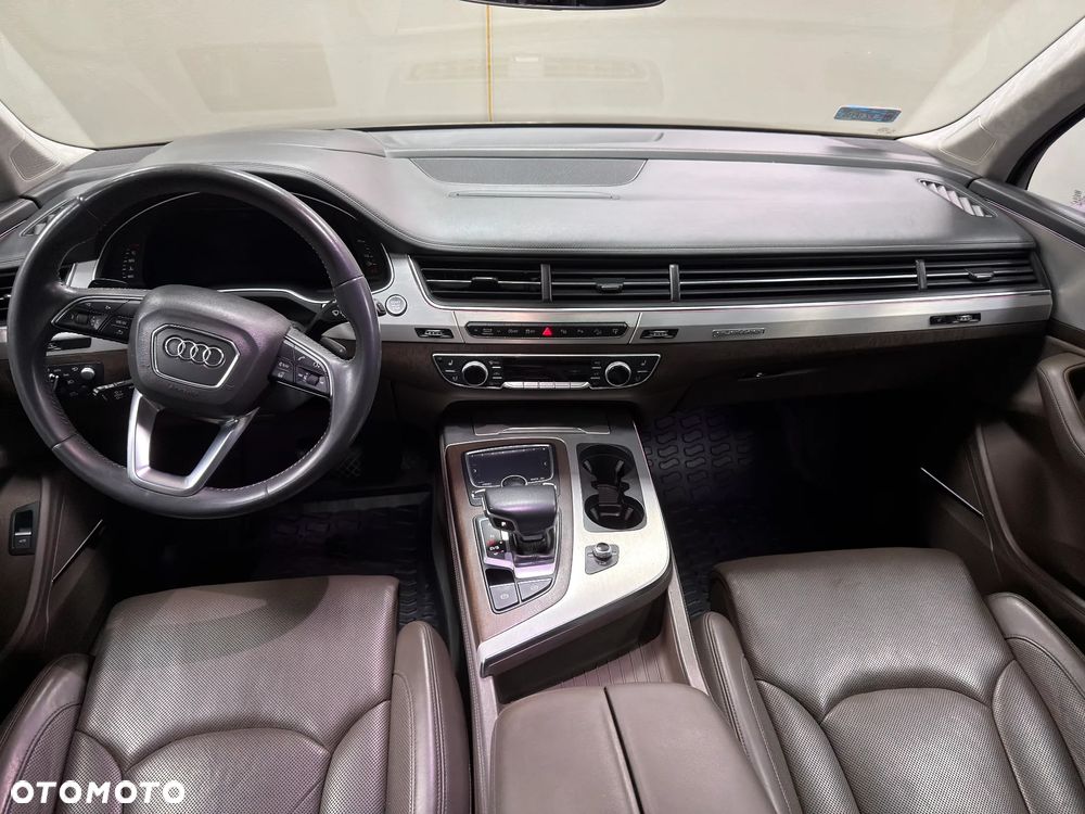 Audi Q7 - 15