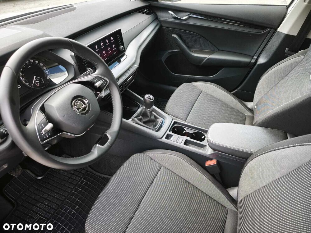 Skoda Octavia 2.0 TDI Ambition - 8