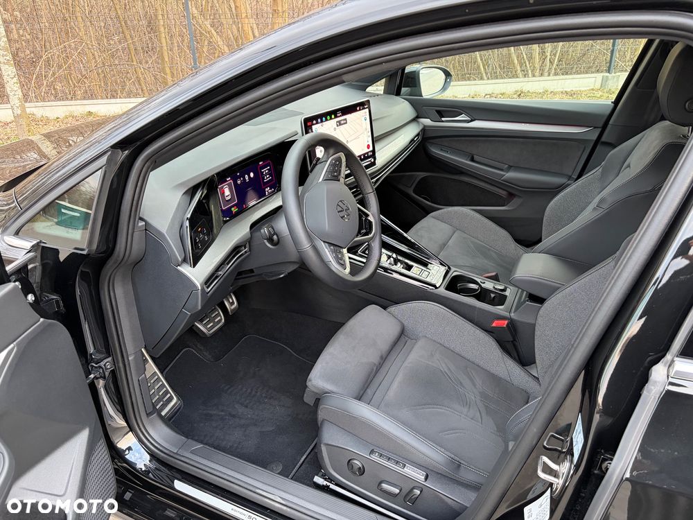 Volkswagen Golf 1.5 eTSI OPF DSG Edition 50 - 9