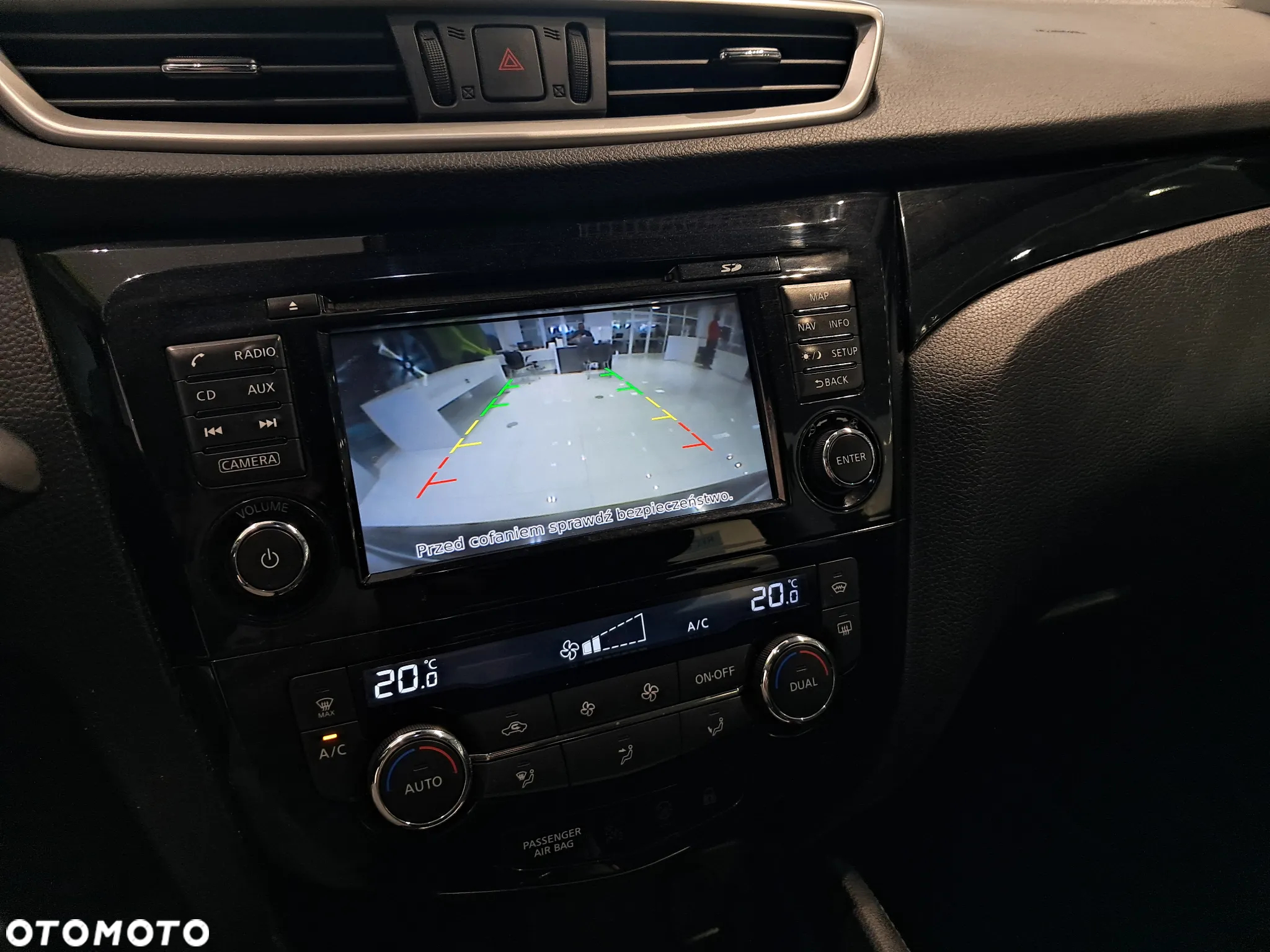 Nissan Qashqai 1.6 dCi N-Connecta - 15