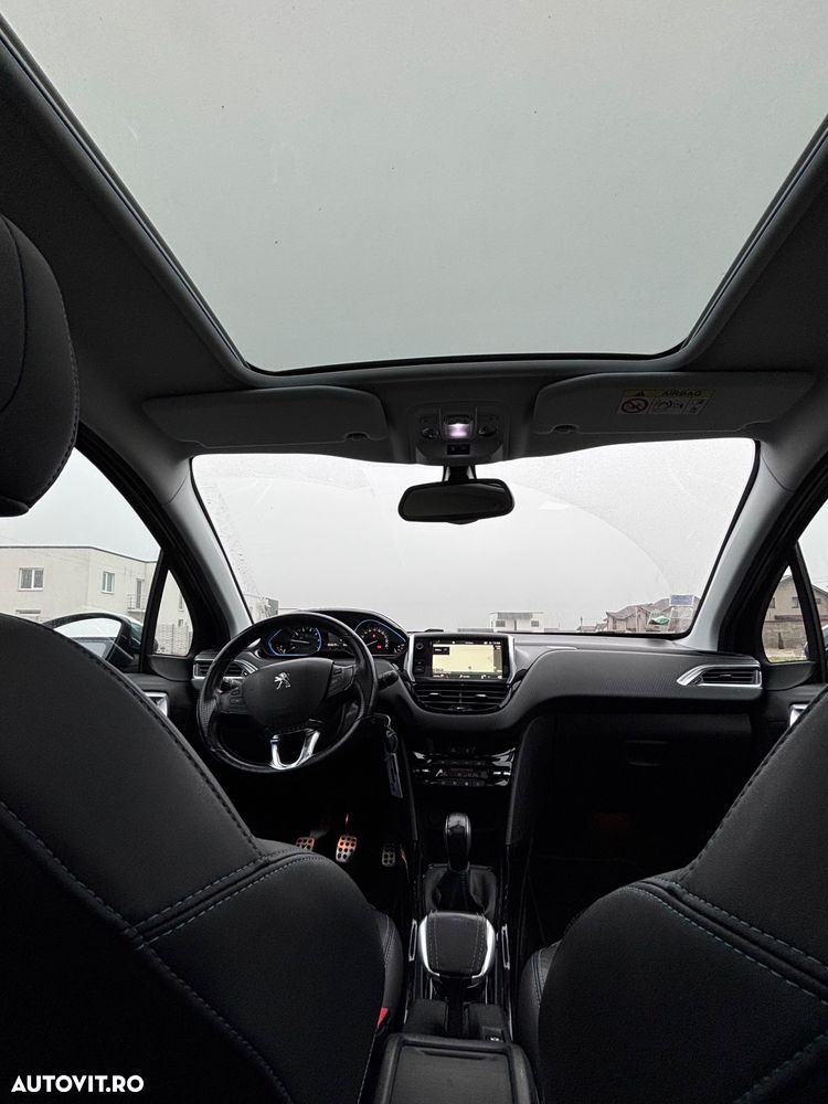 Peugeot 2008 PureTech 110 Stop&Start Crossway - 11