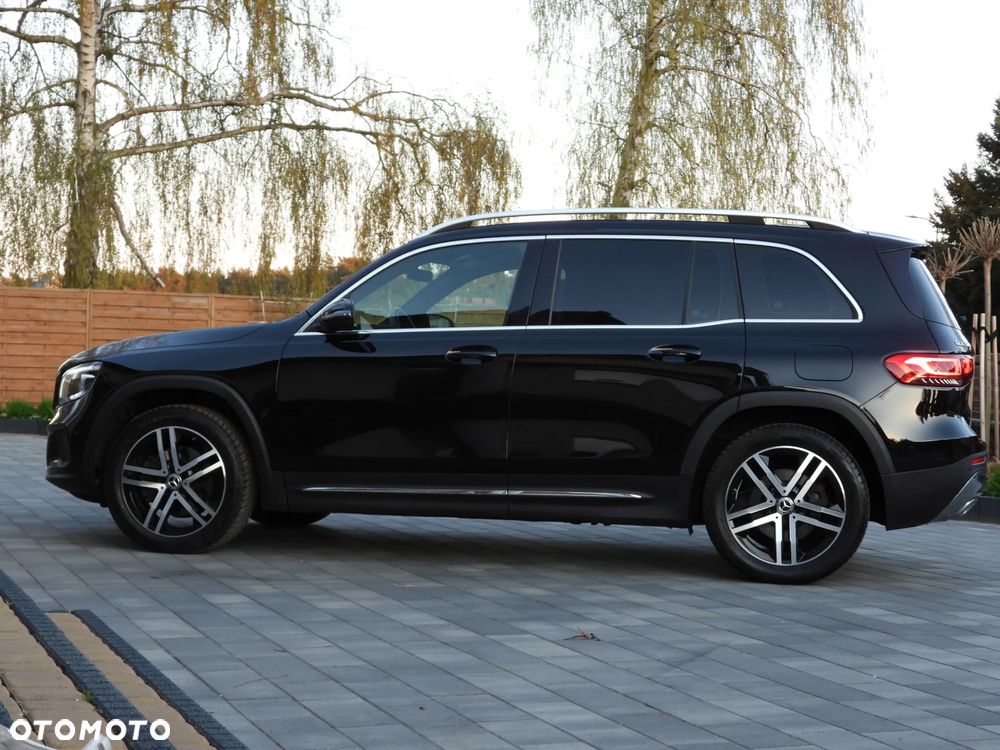 Mercedes-Benz GLB 220 d 4Matic 8G-DCT Progressive - 24