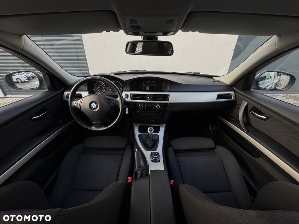 BMW Seria 3 320d DPF - 7