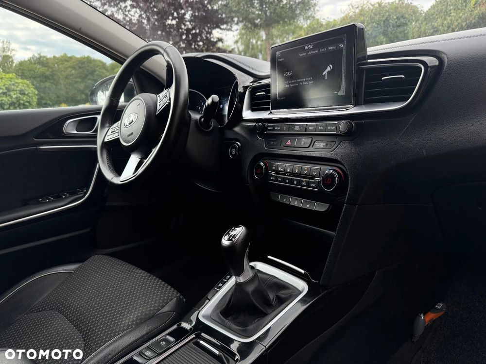 Kia Ceed 1.4 T-GDI L Business Line - 25