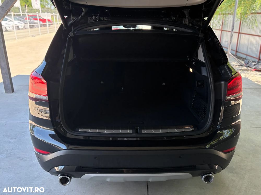 BMW X1 sDrive18d Aut. xLine - 8