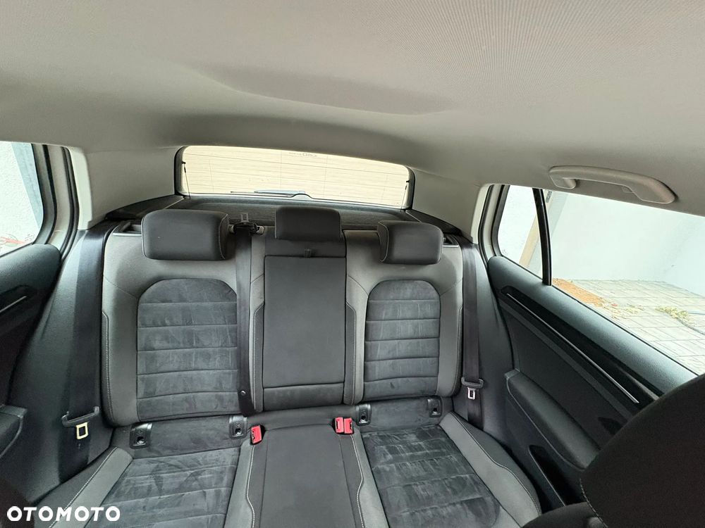 Volkswagen Golf 1.6 TDI Highline - 10