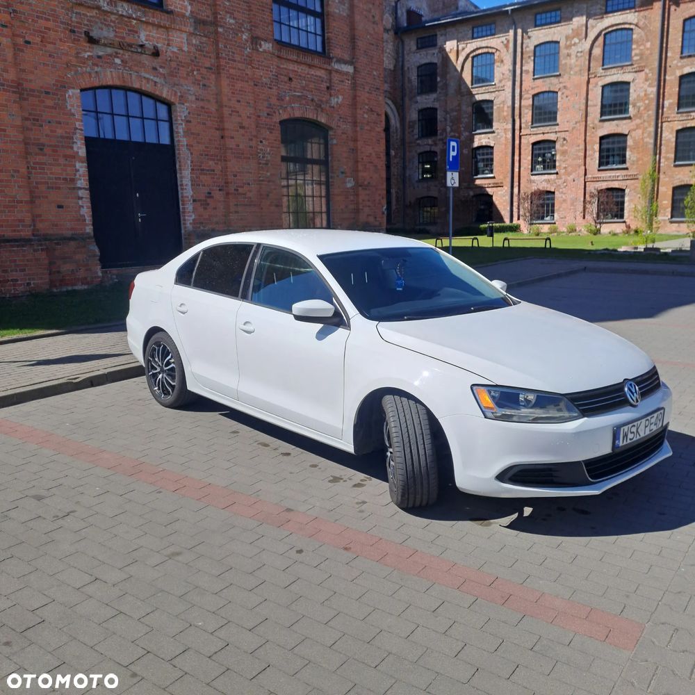 Volkswagen Jetta 2.0 Base - 8
