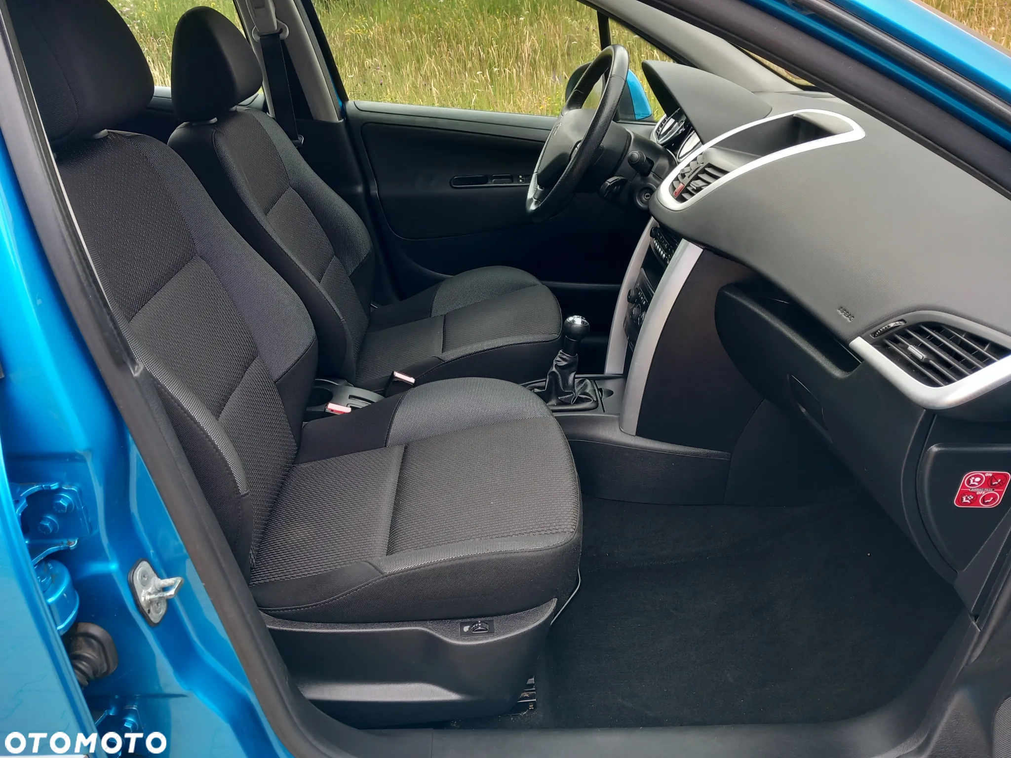 Peugeot 207 1.4 HDi Active - 8