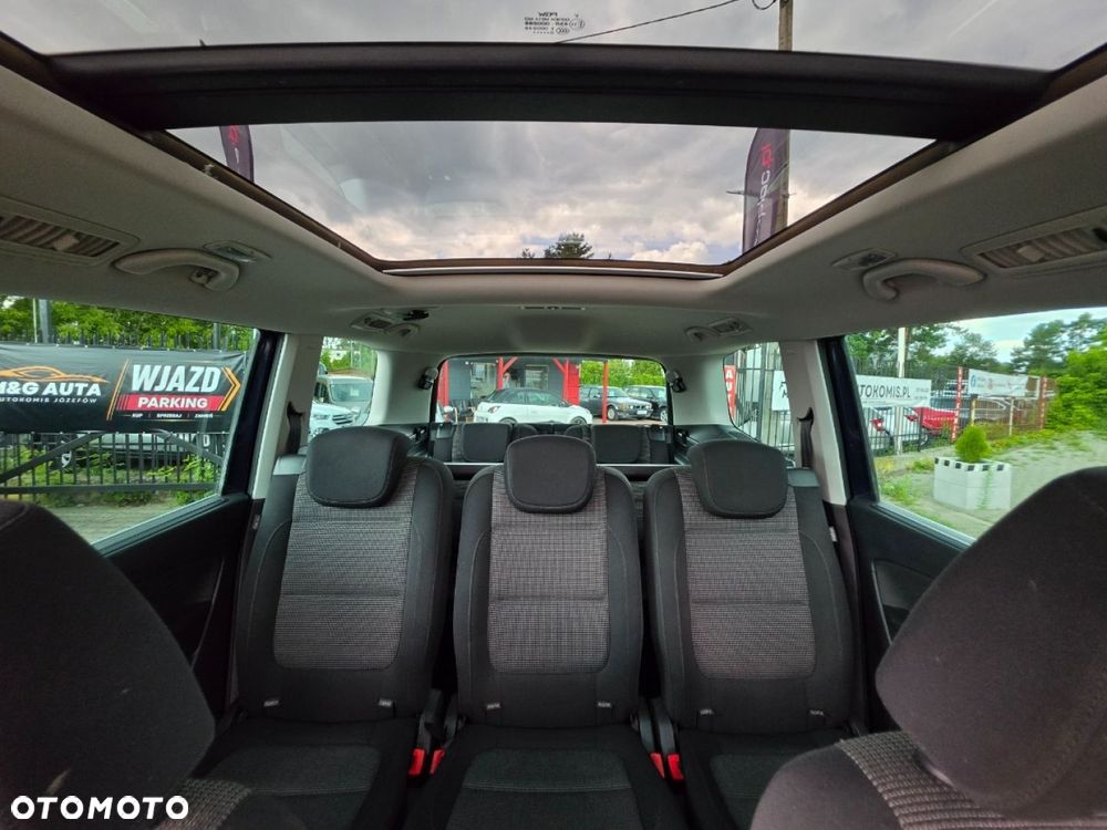 Volkswagen Sharan - 32