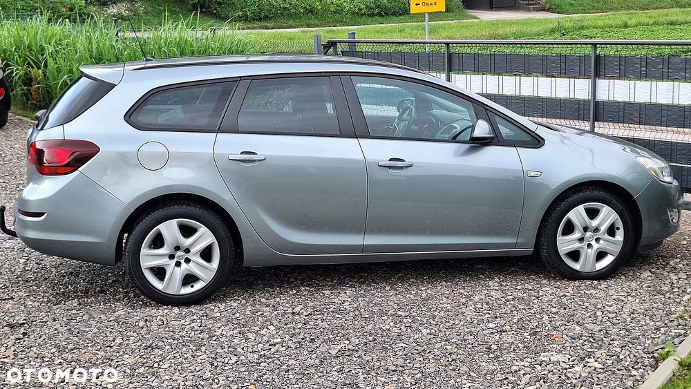 Opel Astra 1.4 Turbo - 4