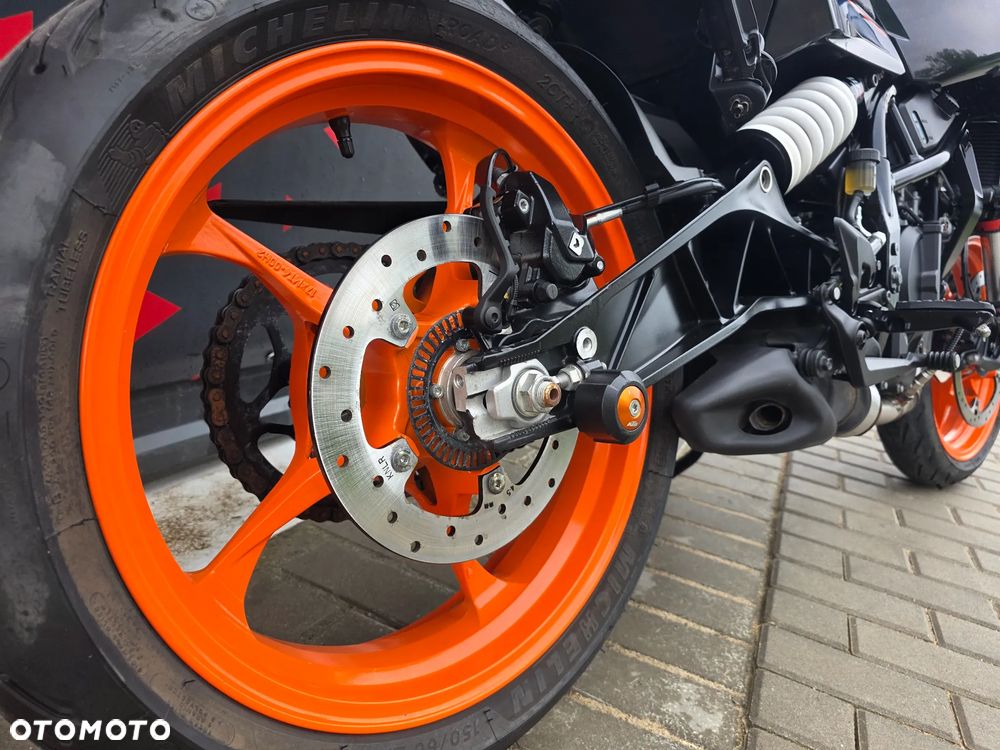 KTM Duke 125 - 8