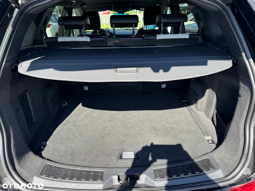 Land Rover Discovery Sport 2.0 D180 R-Dynamic - 11