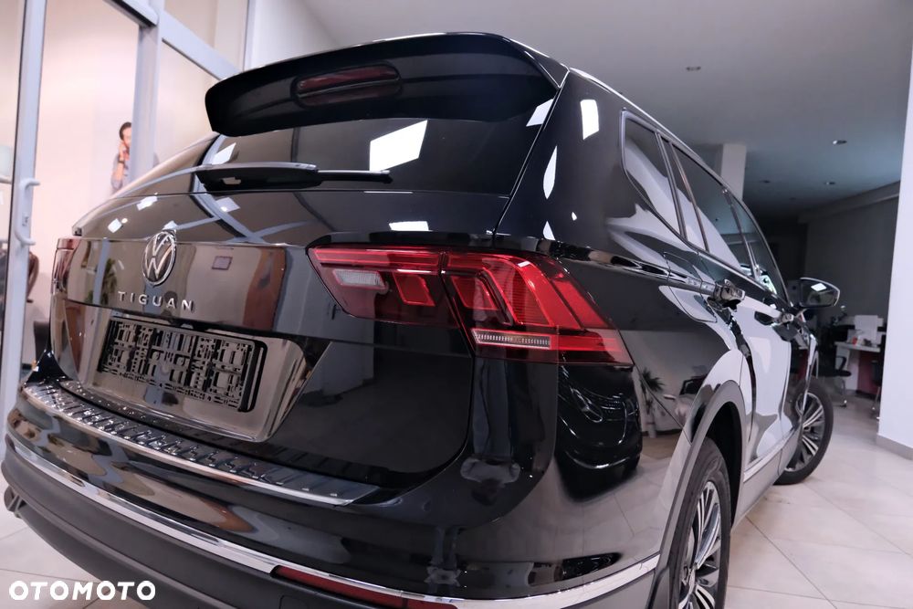 Volkswagen Tiguan - 8