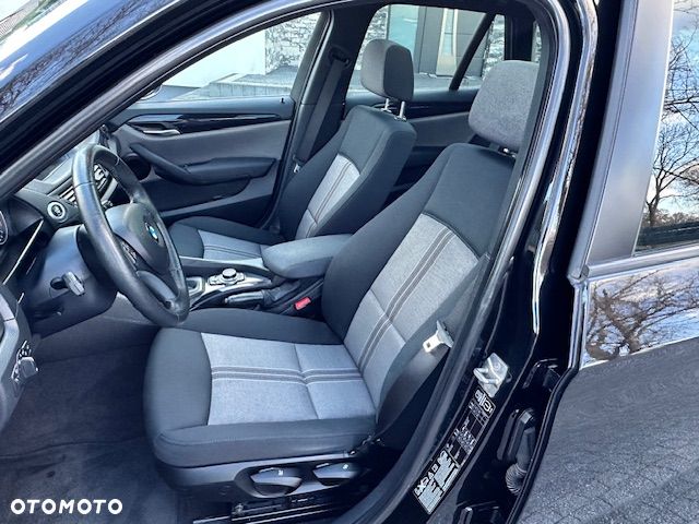 BMW X1 xDrive18d - 9