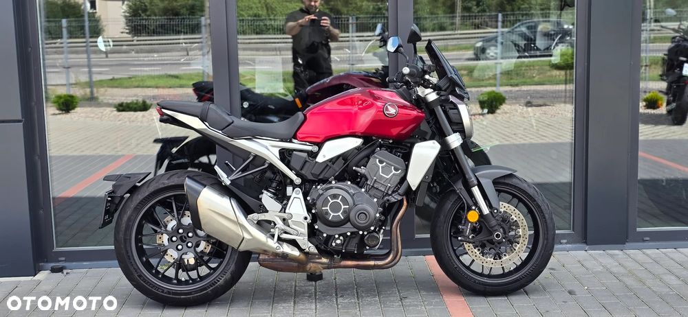 Honda CB - 2