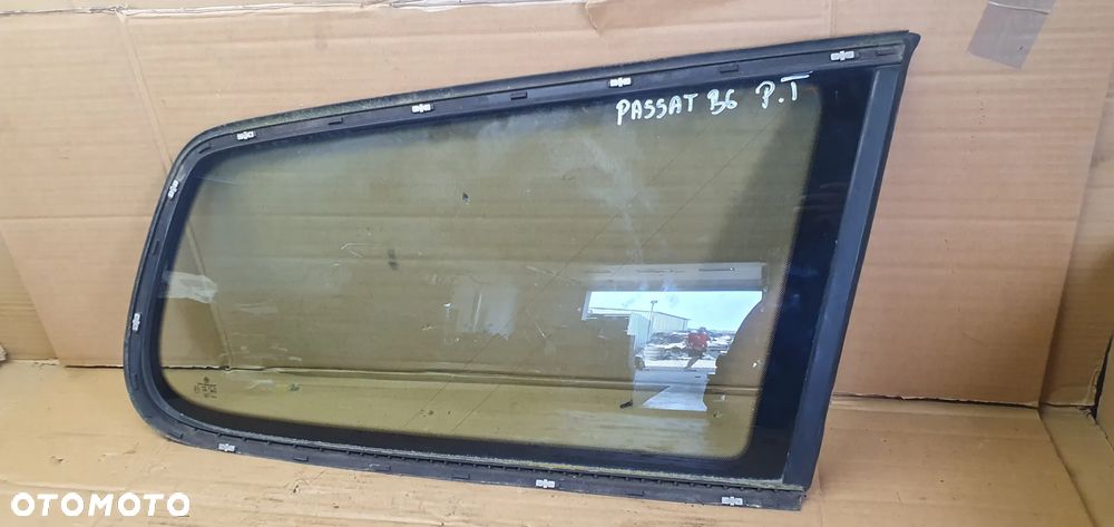 Szyba prawy tył tylna prawa karoseryjna VW Passat B6 AS2 05r - 1