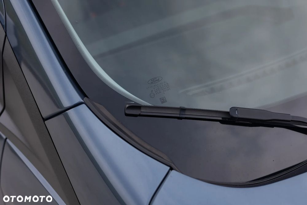 Ford Tourneo Courier - 13