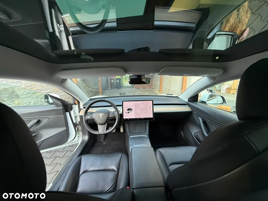 Tesla Model 3 Long Range AWD - 7