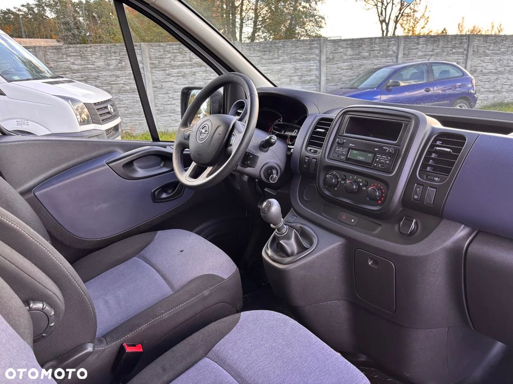 Opel VIVARO - 10