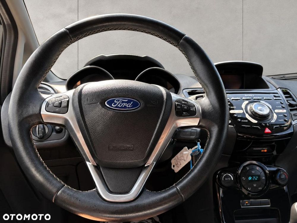 Ford Fiesta 1.0 EcoBoost Titanium - 13