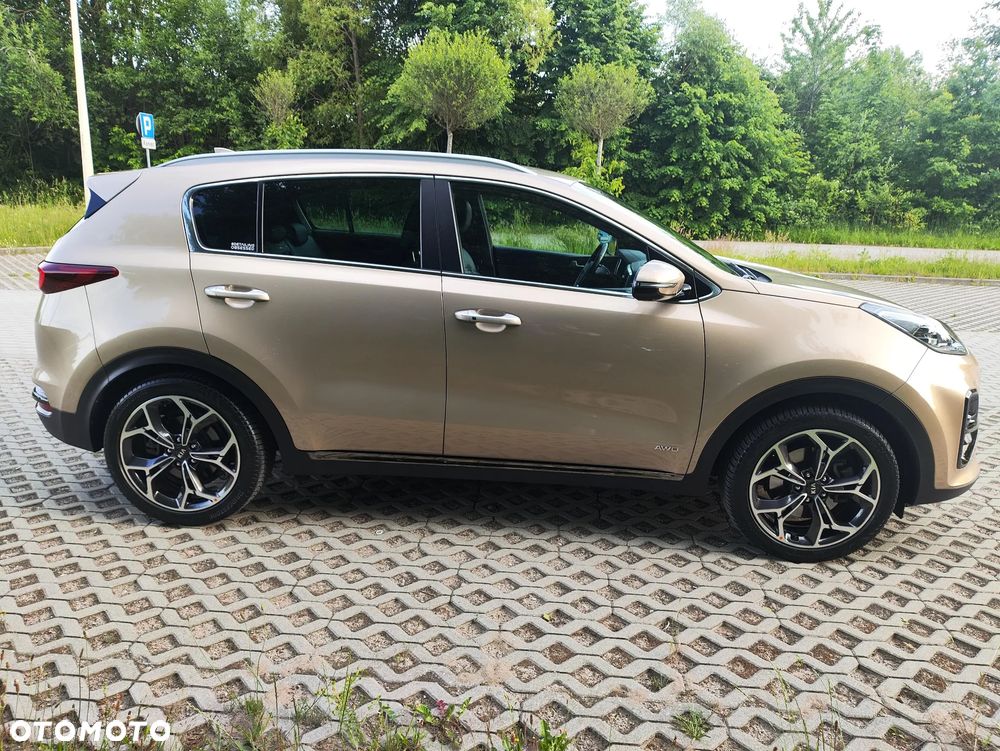 Kia Sportage 2.0 CRDI AWD Eco-Dynamics+ (48V M-H) GT LINE - 6