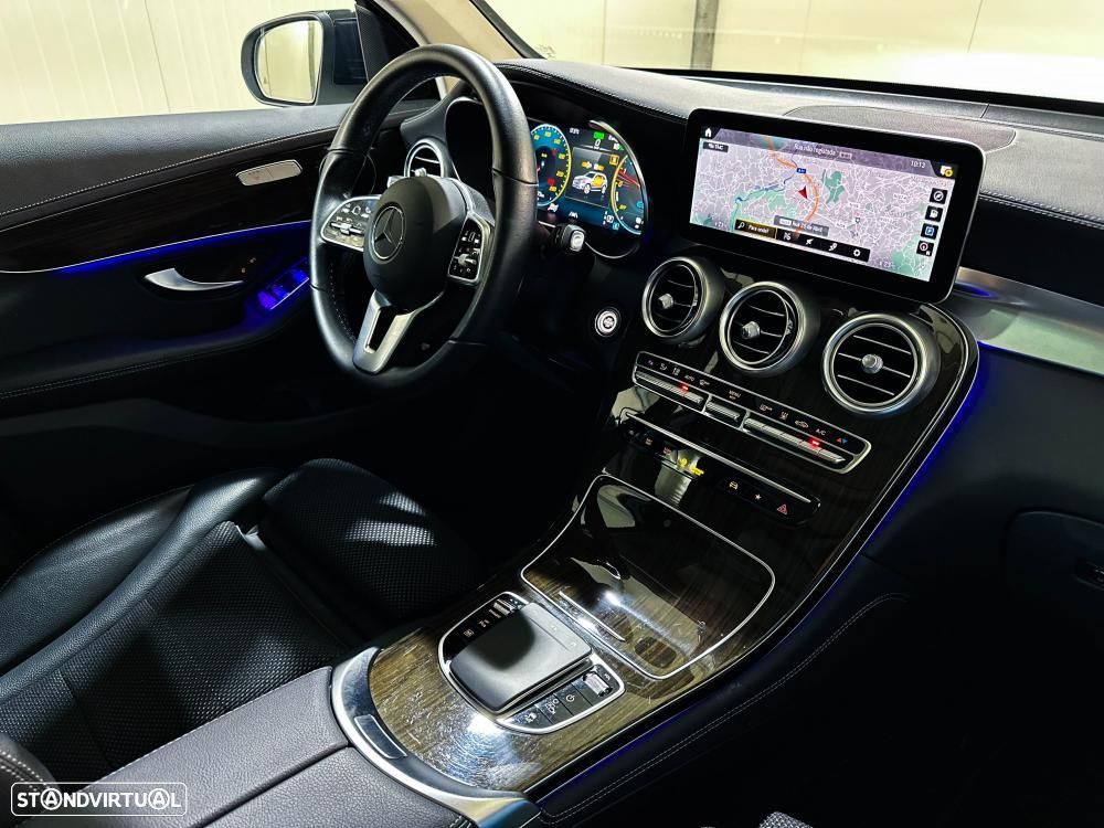 Mercedes-Benz GLC 300 e 4Matic 9G-TRONIC Edition AMG Line - 25