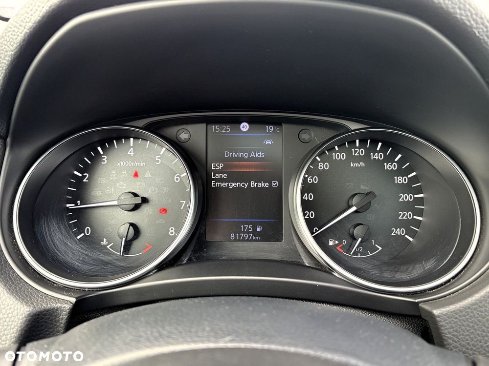 Nissan Qashqai 1.3 DIG-T N-Connecta - 15