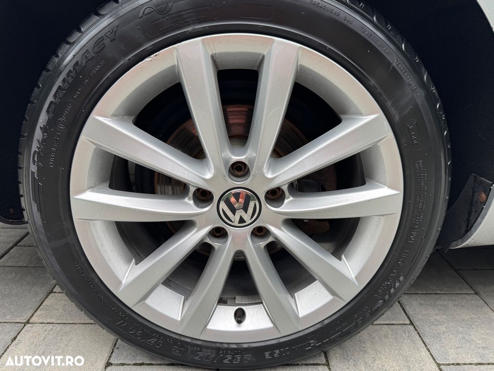 Volkswagen Passat - 14